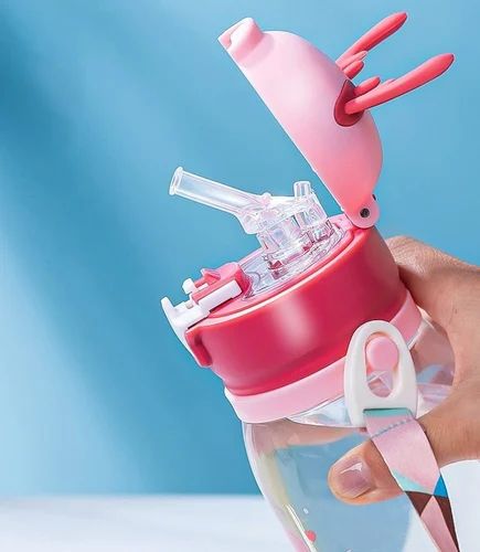 Adorable Reindeer-themed Kids Water Bottle – Durable Thorn-shaped Design With Leak-proof Lid, Easy-grip Handle, And Bpa-free Material For School, Travel, And Outdoor Activities – 600ml – Random Color – Without Box